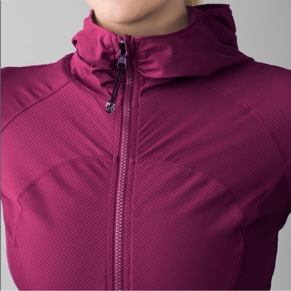 Lululemon In Flux Jacket(Reversible) - Picture 6 of 10